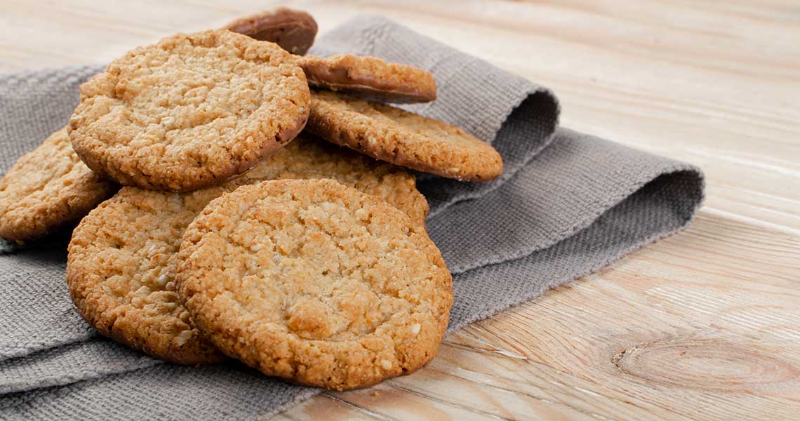 Chewy ANZAC biscuit recipe